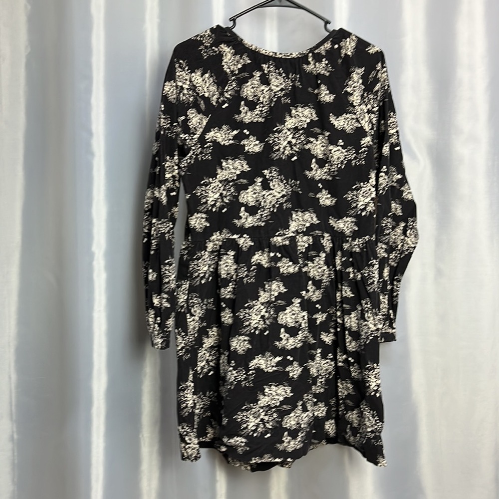 Universal thread women’s dress. 1586 - Picture 2 of 7